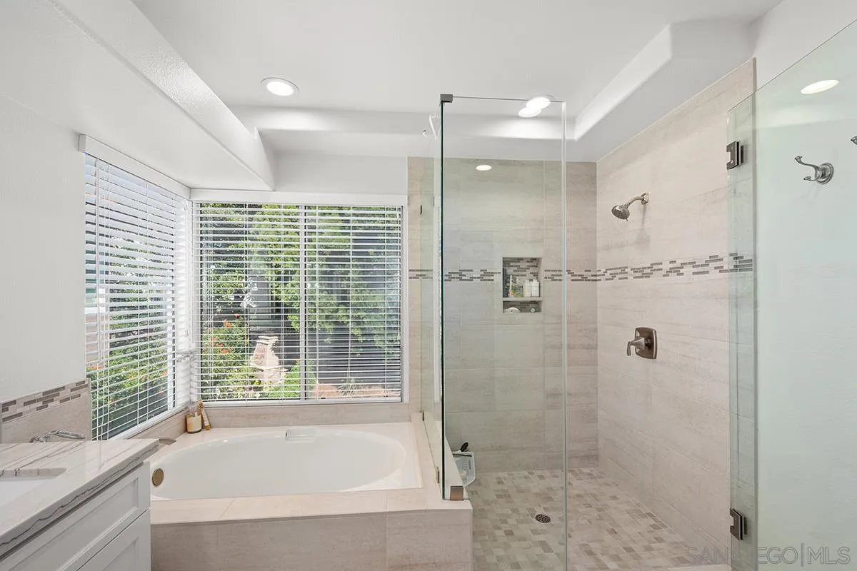 https://cdn.realtyfeed.com/cdn/127/2600956/7b972191831da48f43aa7878652122a0.webp