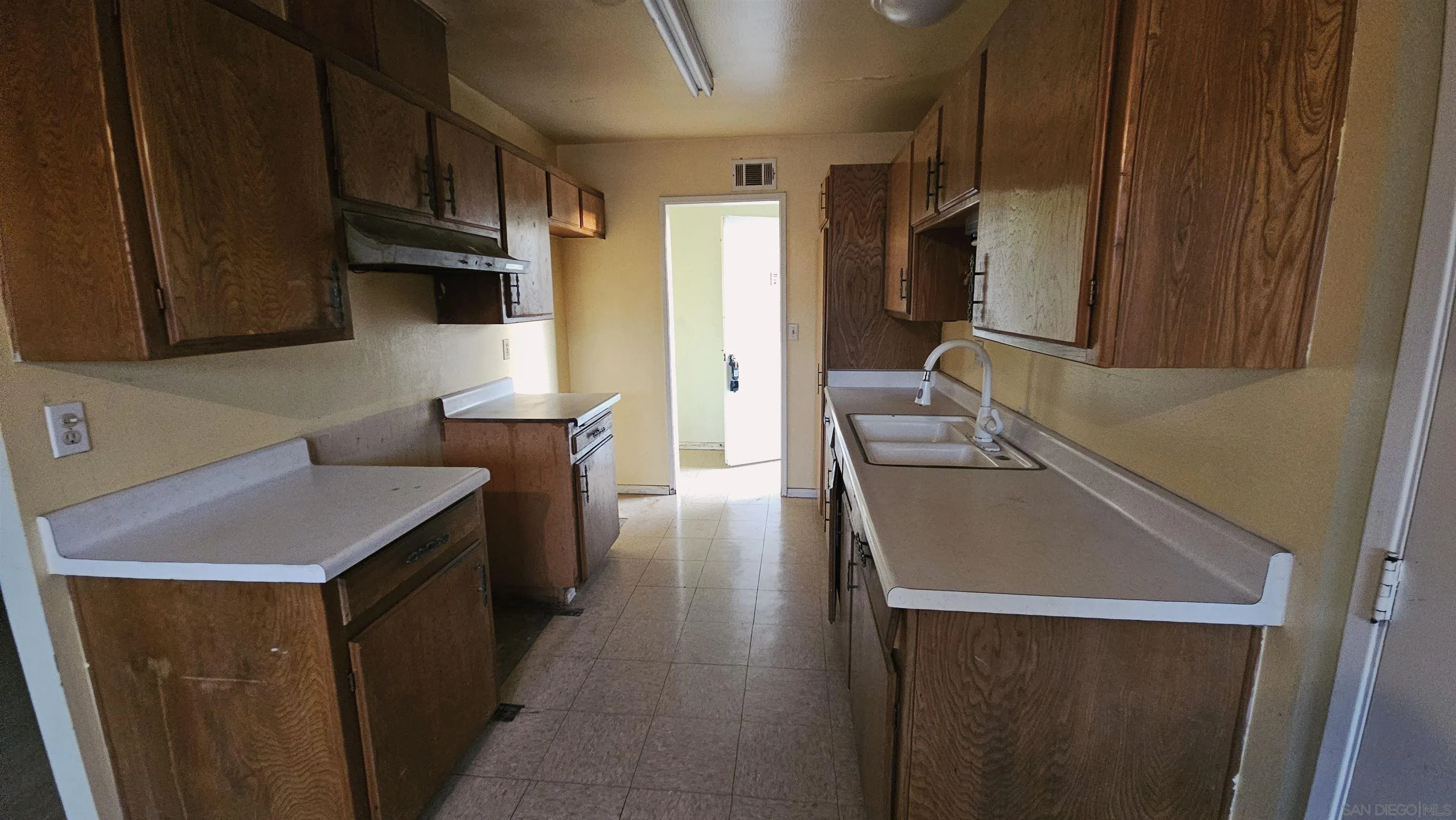 https://cdn.realtyfeed.com/cdn/127/2600958/479473acb298013e7b71b3875b44c596.webp