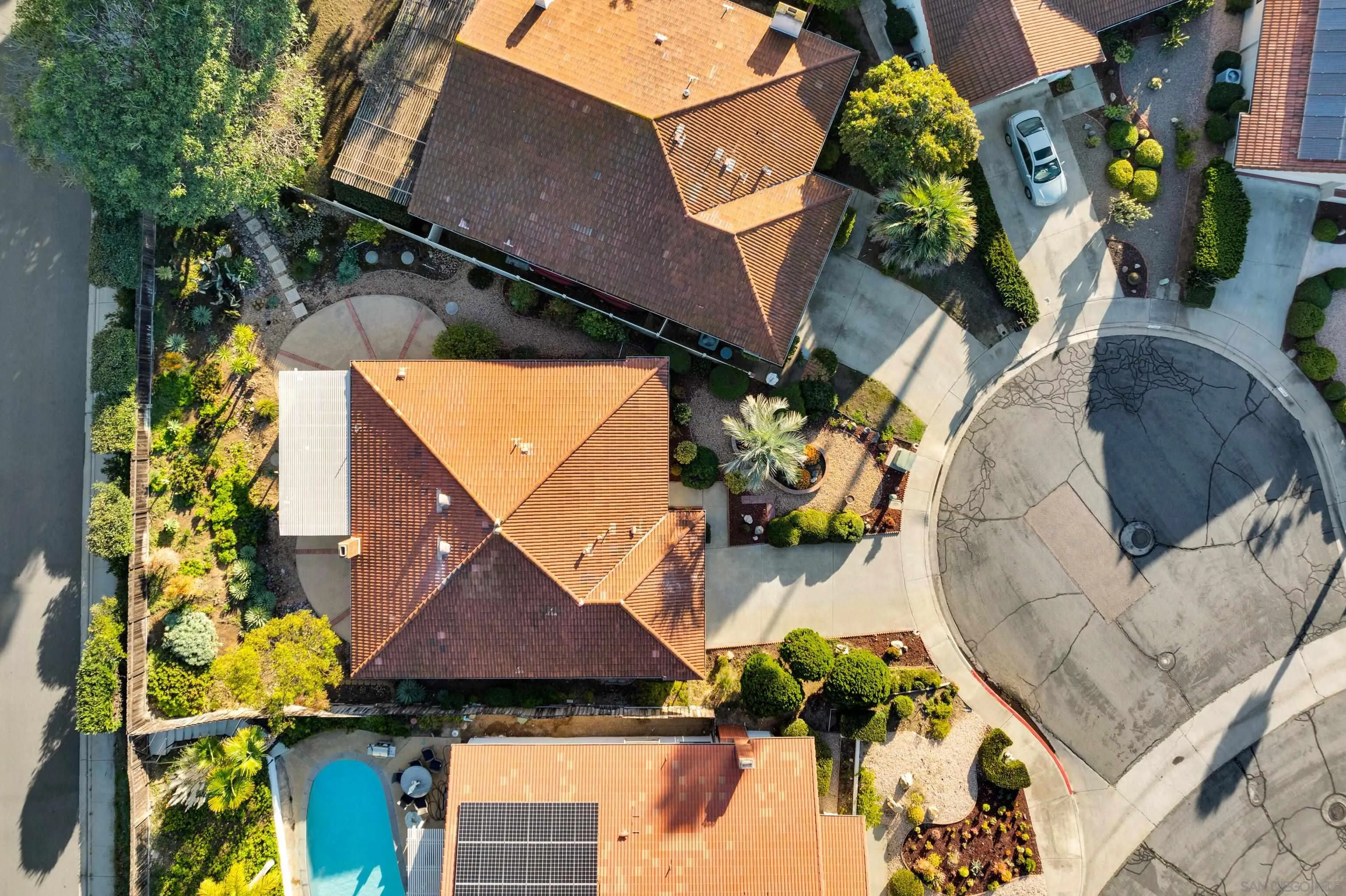 https://cdn.realtyfeed.com/cdn/127/2600959/40fbc9ccc90601125c7718de1a6b1acc.webp
