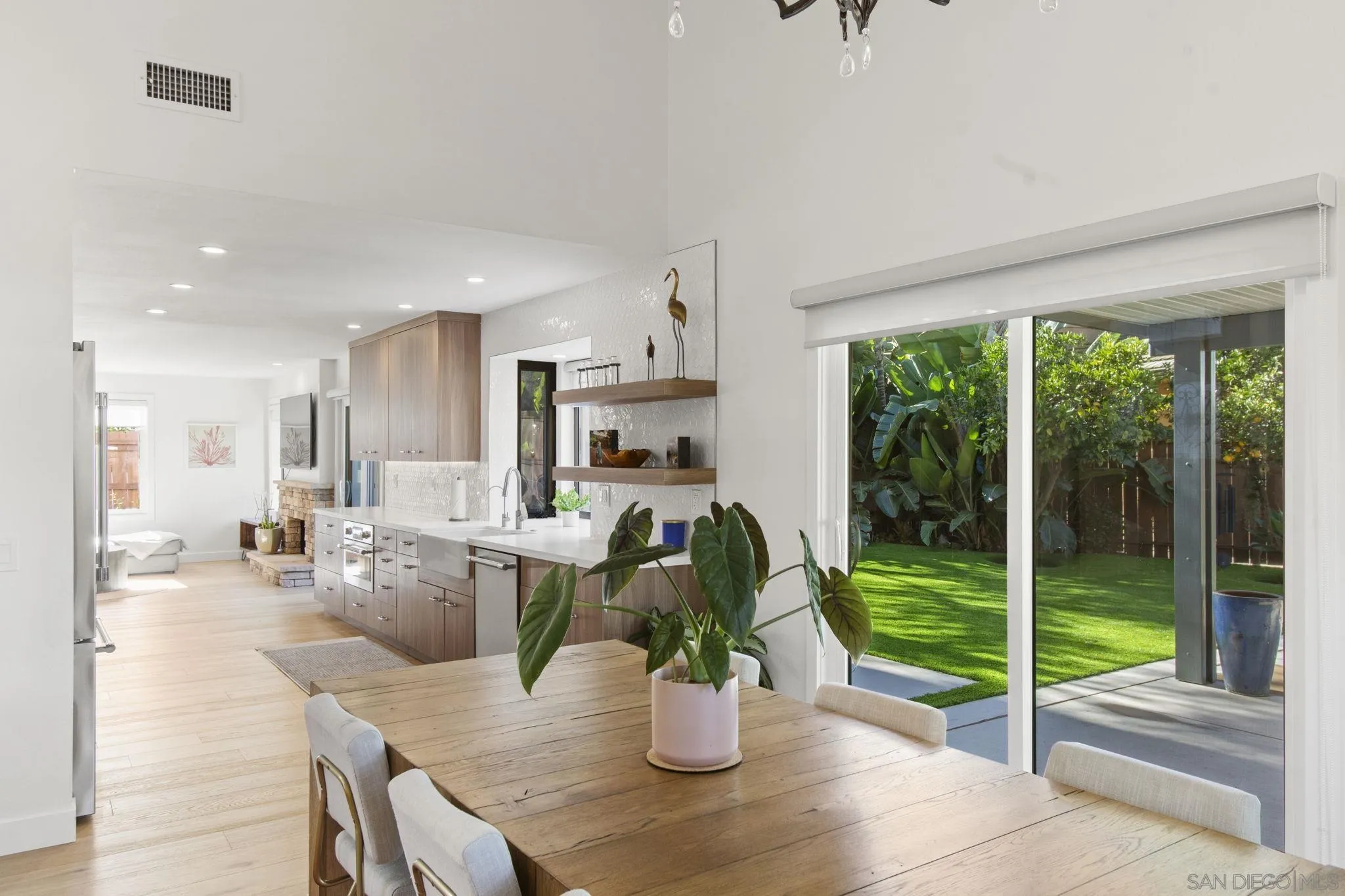 https://cdn.realtyfeed.com/cdn/127/2600966/0db417b223bee127505c23d2c5290067.webp