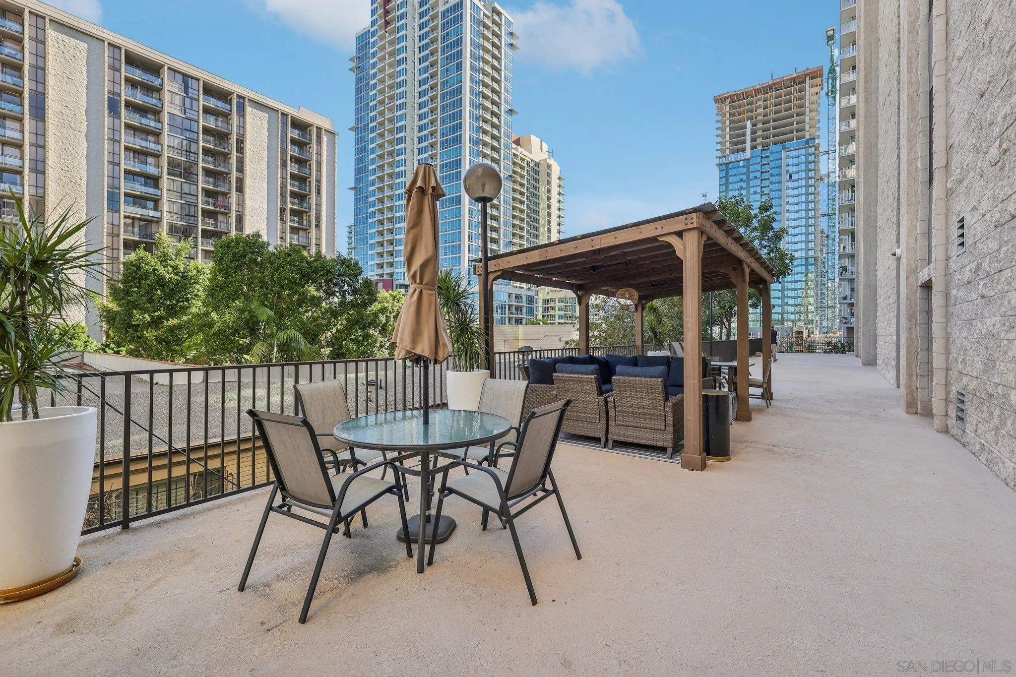 Photo #33: 2600971 Listing: Photo #33