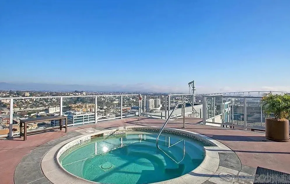 Photo #5: 2600973 Listing: Photo #5