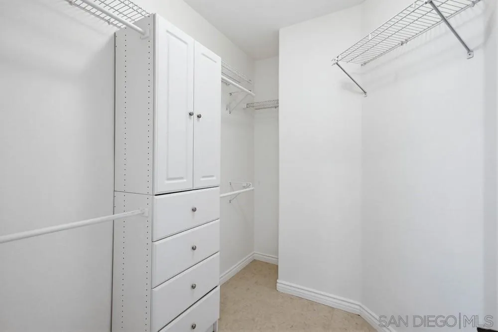 https://cdn.realtyfeed.com/cdn/127/2600975/2845c1bdae0021a75b1a962370855c6c.webp
