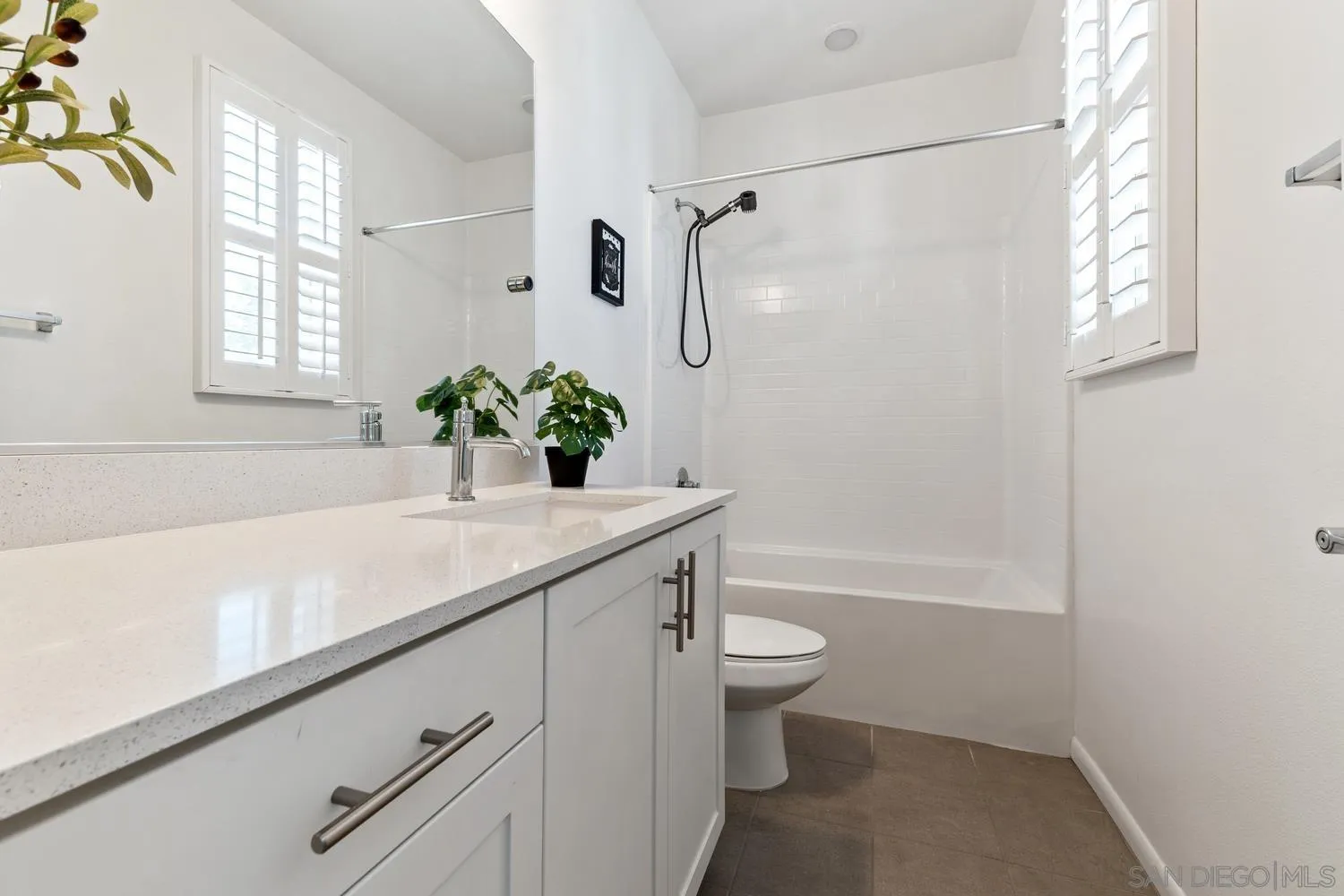 Photo #35: 2600976 Listing: Photo #35