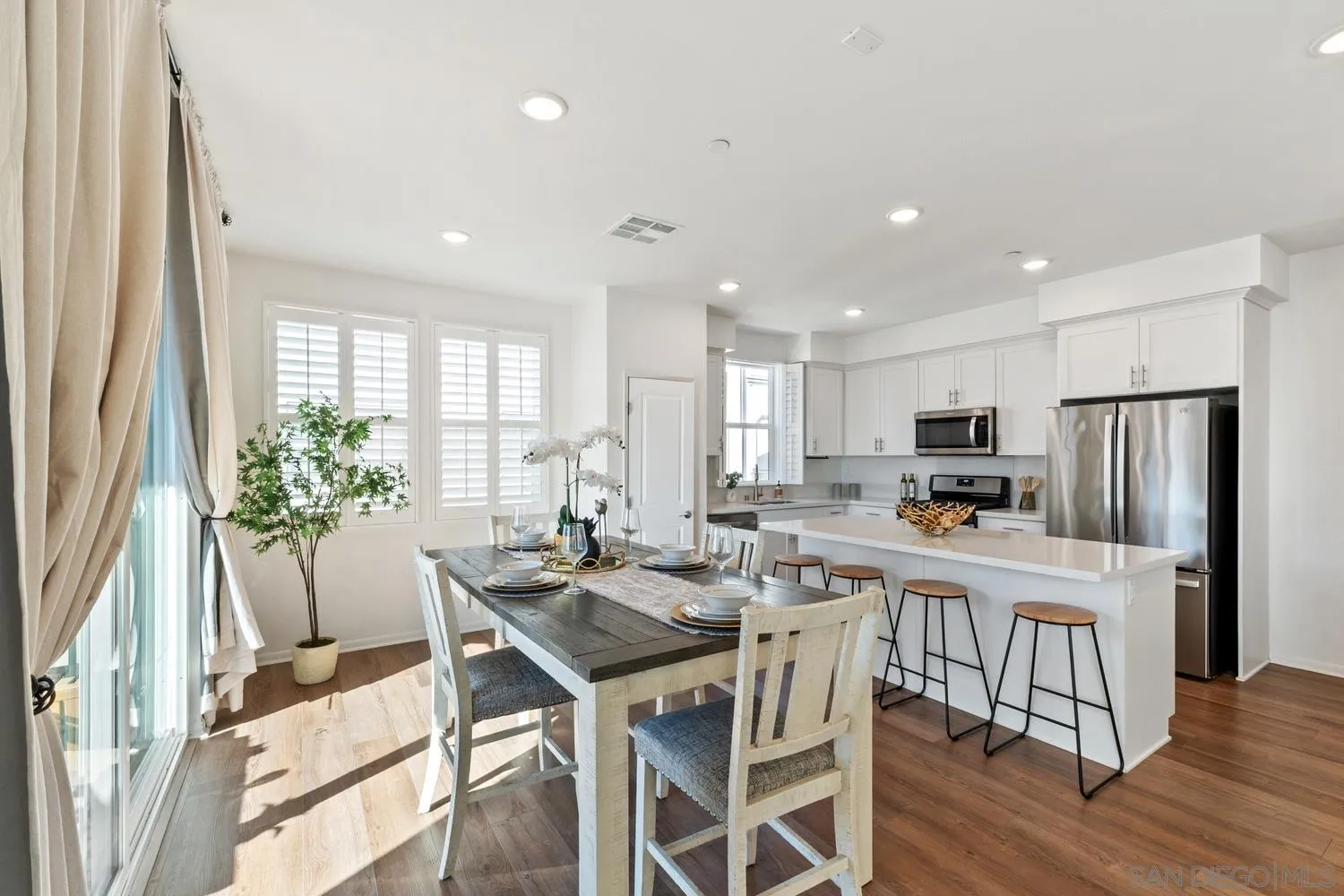 Photo #17: 2600976 Listing: Photo #17