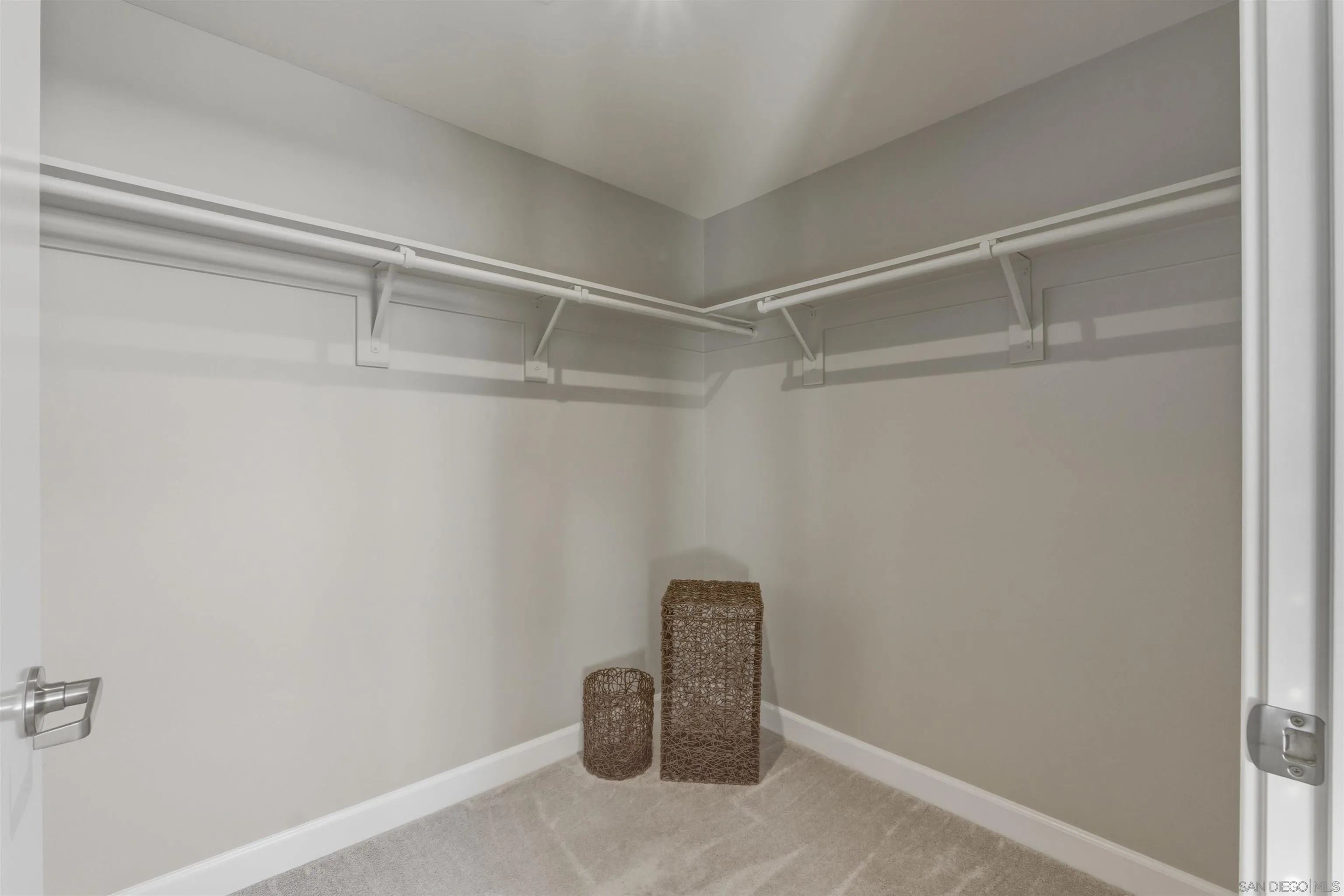 Photo #16: 2600981 Listing: Photo #16