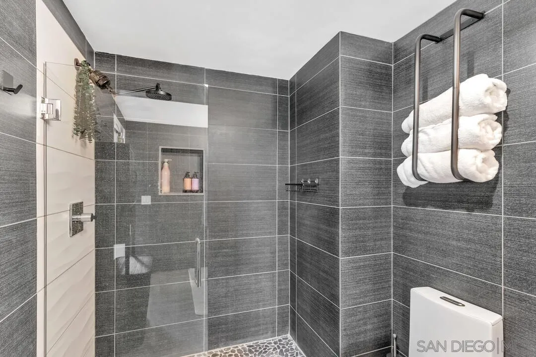 Photo #24: 2600985 Listing: Photo #24