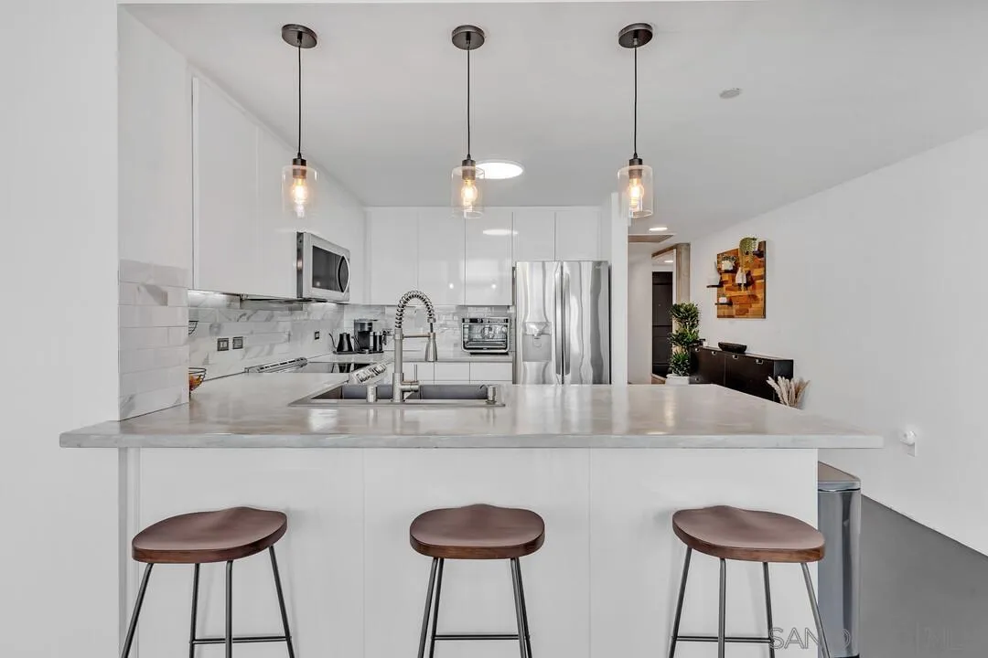 Photo #6: 2600985 Listing: Photo #6