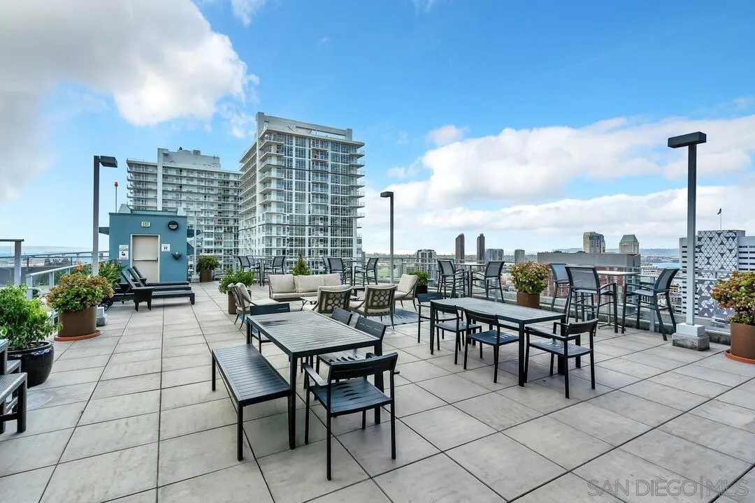 Photo #43: 2600985 Listing: Photo #43