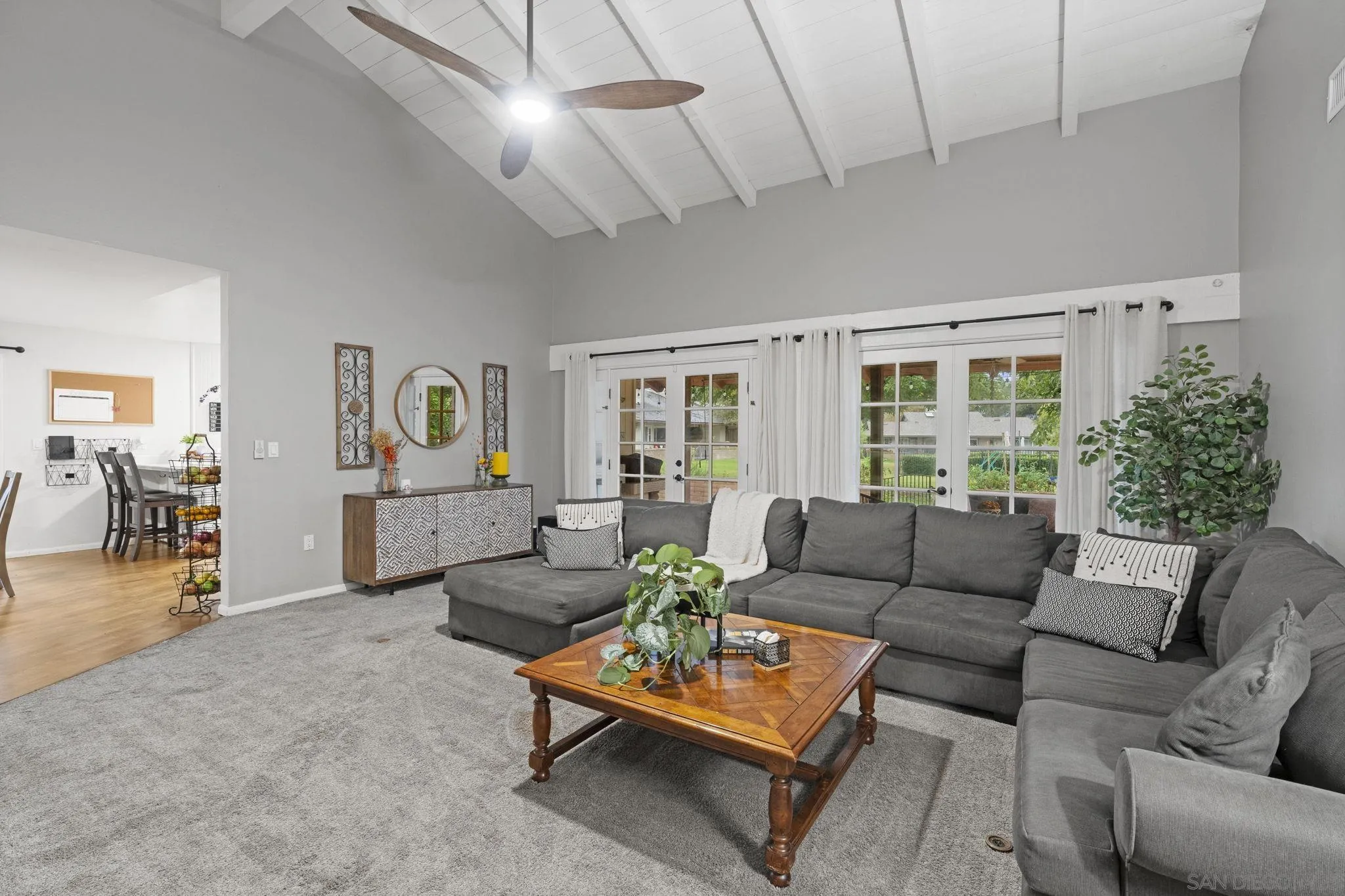 https://cdn.realtyfeed.com/cdn/127/2600986/89ef3a9c897353936e51da49a7b84c6b.webp