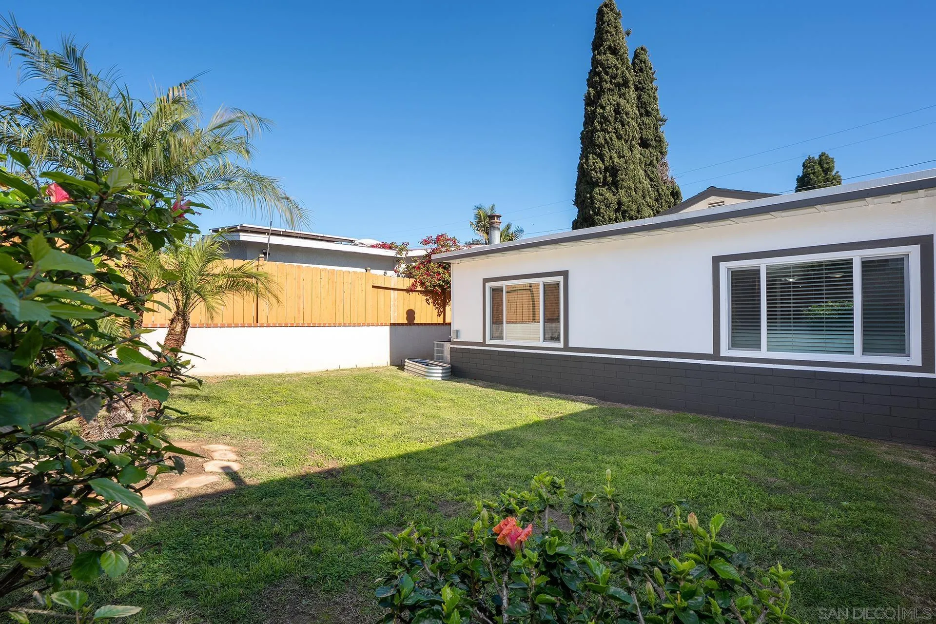 https://cdn.realtyfeed.com/cdn/127/2600987/4636988357cf4aa18d323bc08d31706f.webp