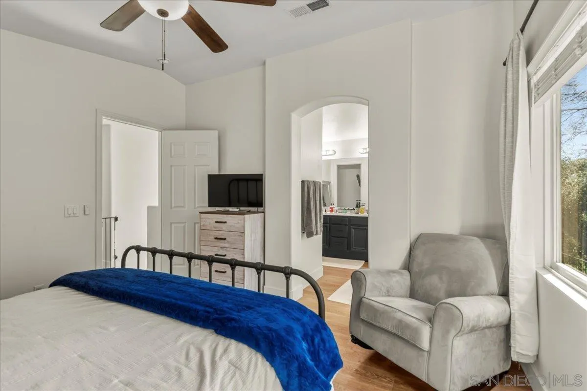 https://cdn.realtyfeed.com/cdn/127/2600990/57f1359ff7ca81aad053bdd6925193f9.webp