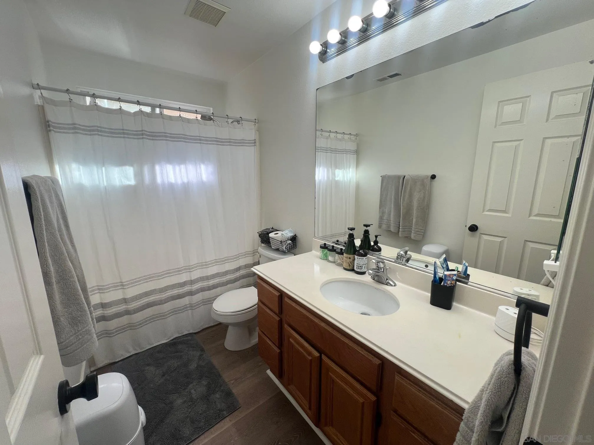 https://cdn.realtyfeed.com/cdn/127/2600990/b694a7ab04972a0fe4702552ed7c2180.webp