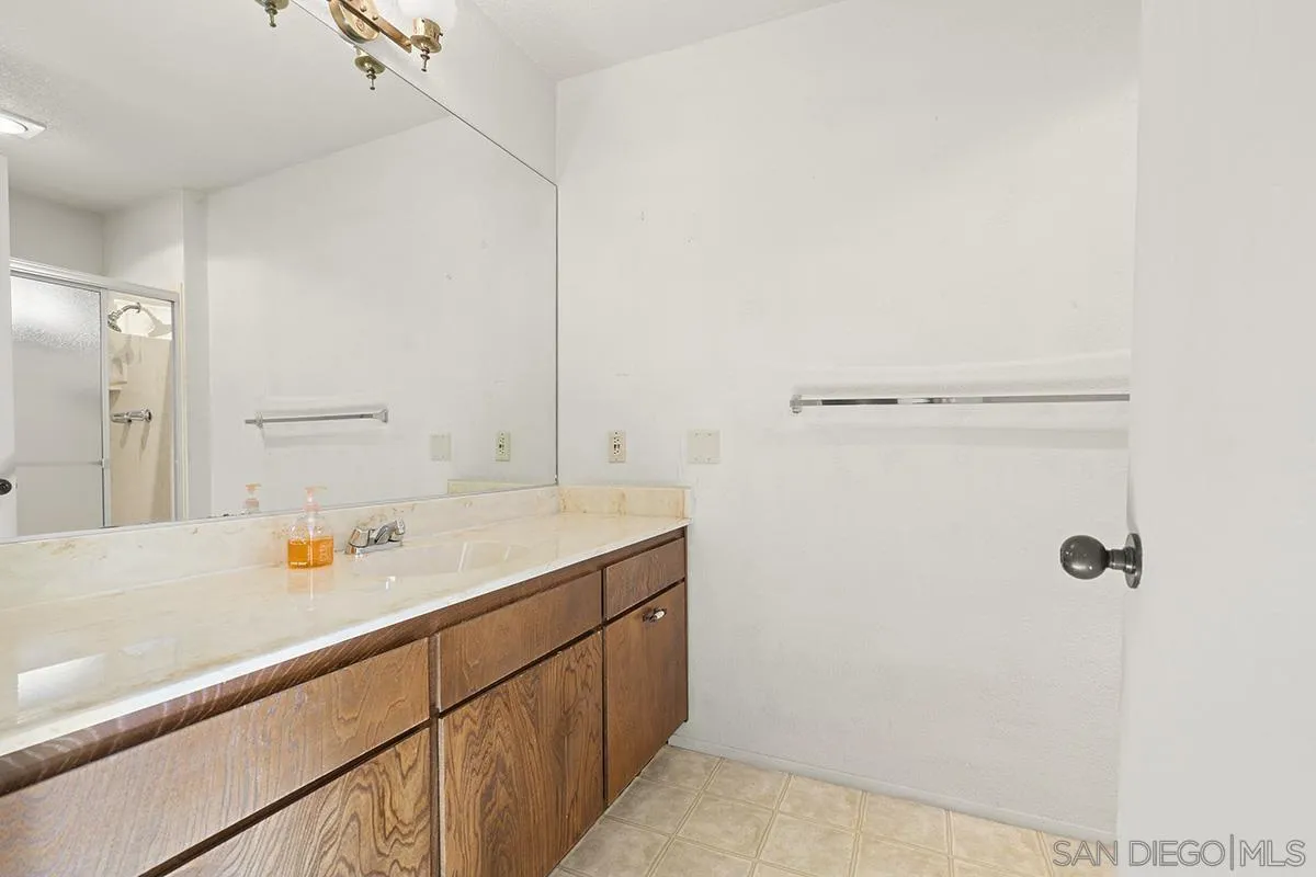 https://cdn.realtyfeed.com/cdn/127/2600991/cd13fc7e3c29b27187d105d7184435b6.webp