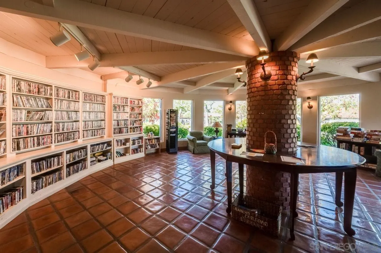 5140 Don Rodolfo Dr, Carlsbad, CA, 92010