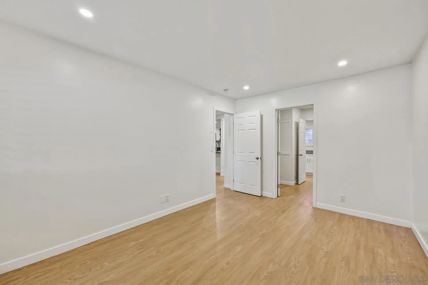 Photo #14: 2601000 Listing: Photo #14