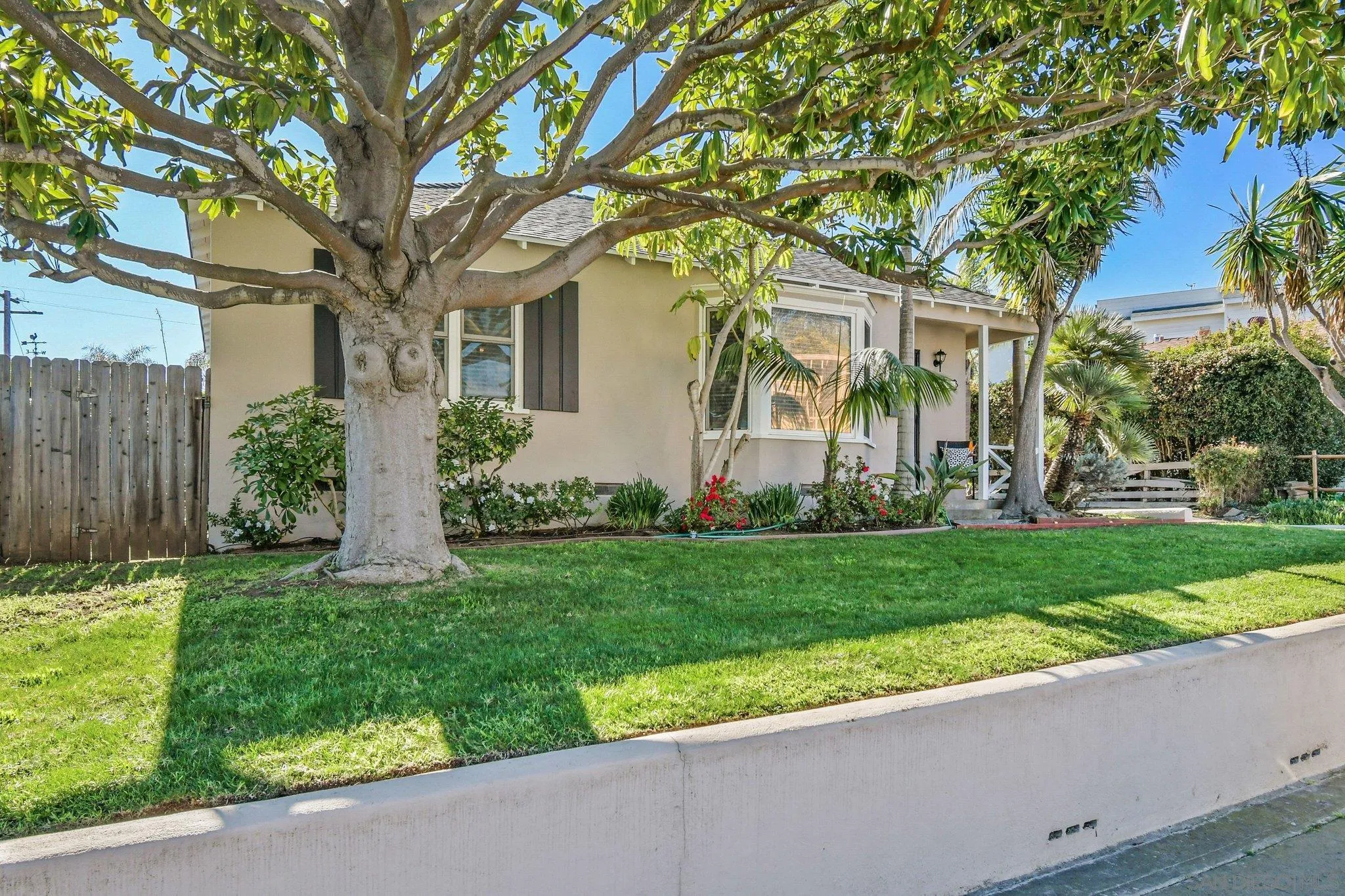 https://cdn.realtyfeed.com/cdn/127/2601004/7bf98fe8f7739485878e6df0aa9c7608.webp