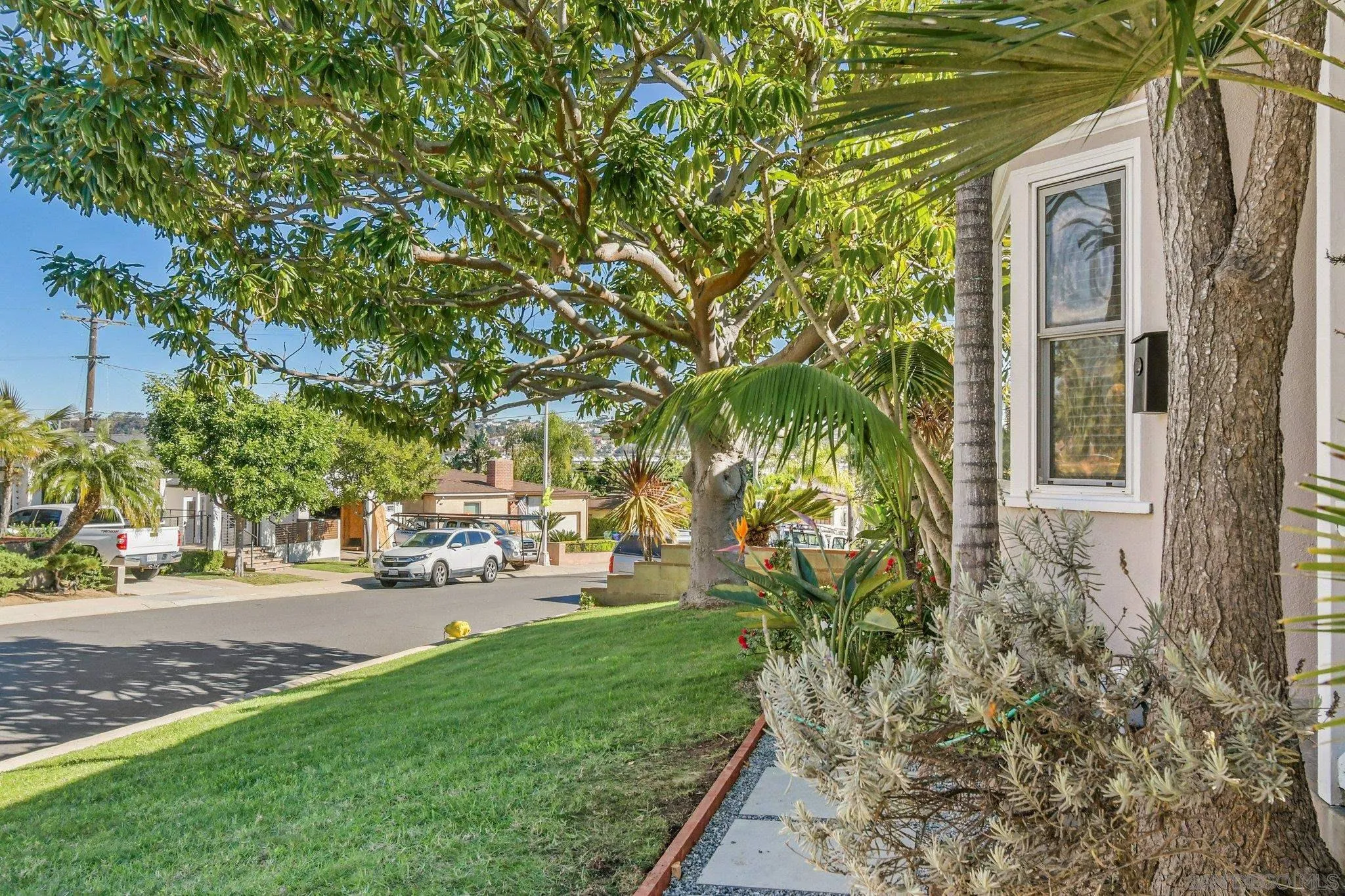 https://cdn.realtyfeed.com/cdn/127/2601004/a2990abd659310368a80aa537614a6c6.webp