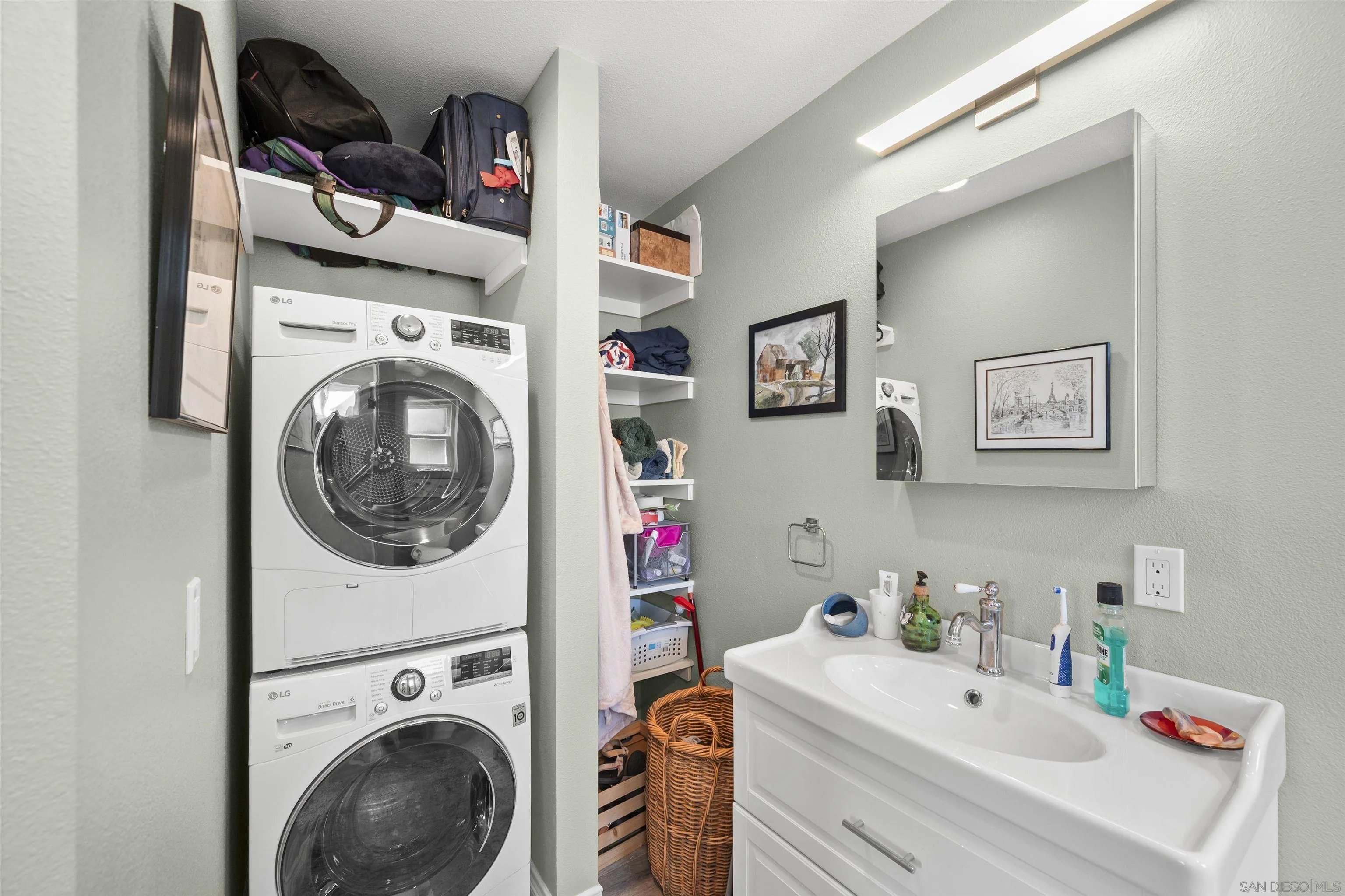 https://cdn.realtyfeed.com/cdn/127/2601016/b17a6af59dd55e7267e7846252e661f1.webp