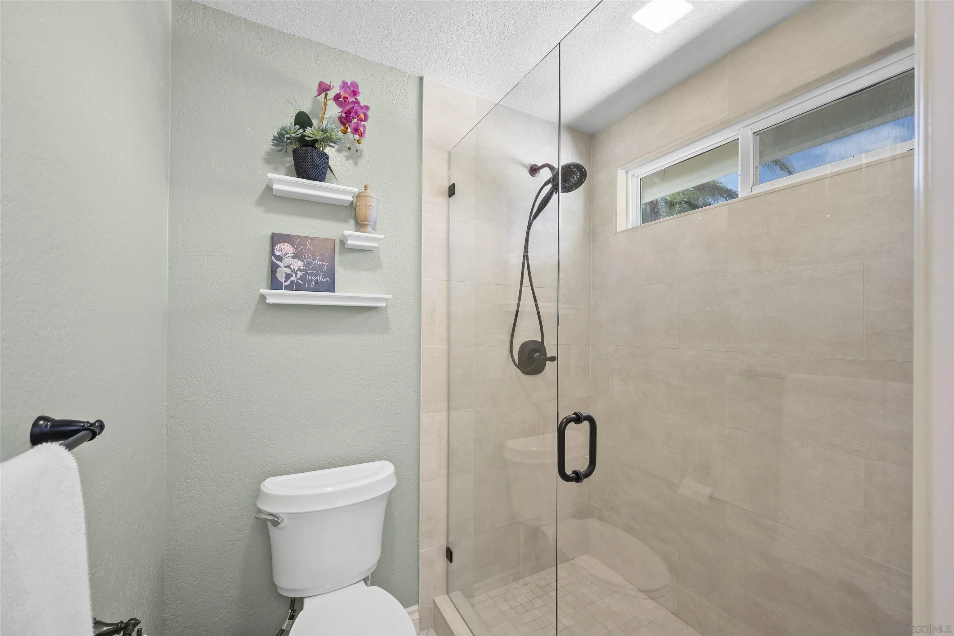 https://cdn.realtyfeed.com/cdn/127/2601016/ba53b6779c43792660e15a7a5570e60d.webp