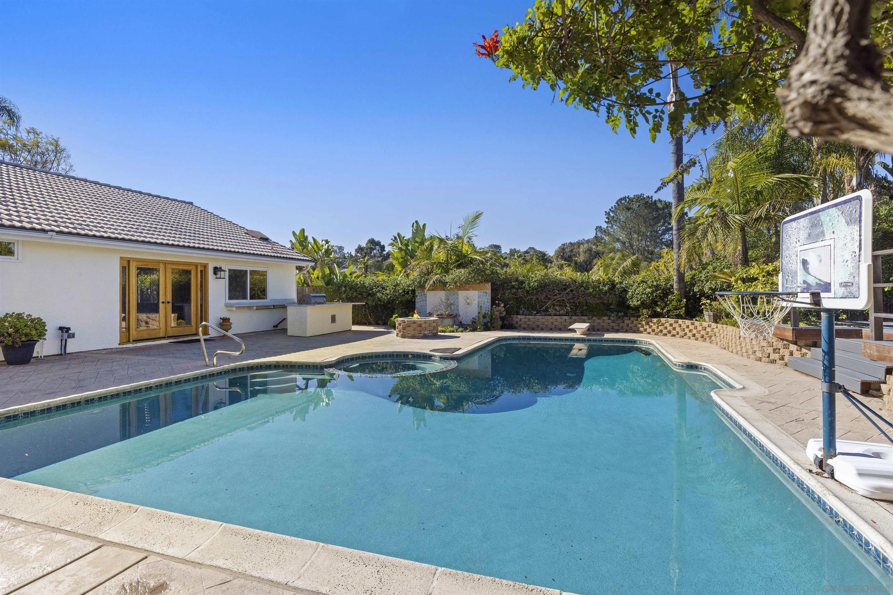 1510 Orangeview Dr UNIT 1-2, Encinitas, CA, 92024 1510 Orangeview Dr UNIT 1-2, Encinitas, CA, 92024