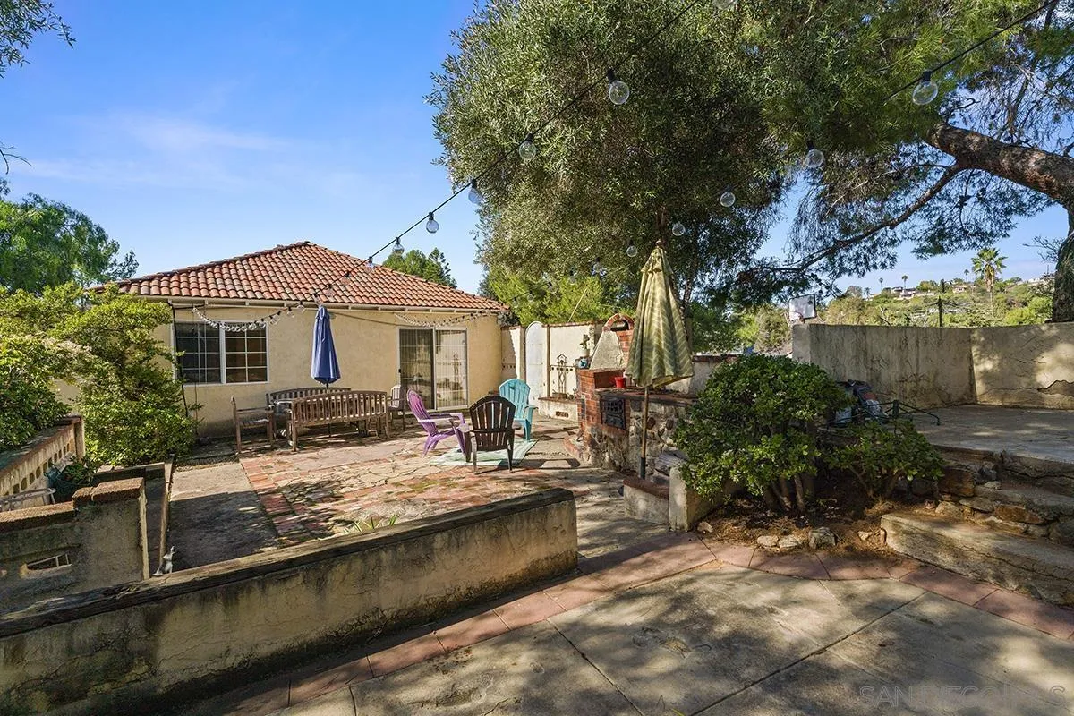 https://cdn.realtyfeed.com/cdn/127/2601017/1683c23dfafd1246e03352977782a635.webp