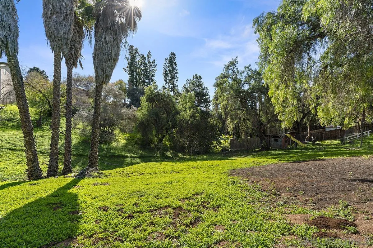 https://cdn.realtyfeed.com/cdn/127/2601017/d7143847c7c467229b2cf6f85793849d.webp