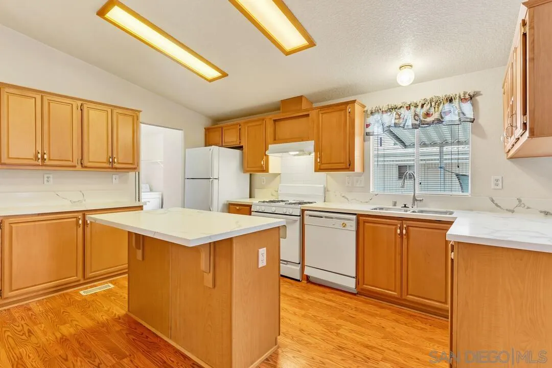 410 S 1st St UNIT&nbsp;Spc 199, El Cajon, CA, 92019