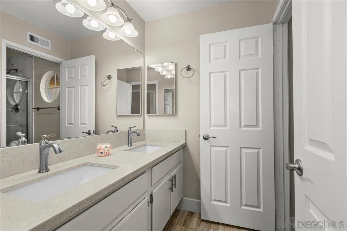 Photo #30: 2601019 Listing: Photo #30