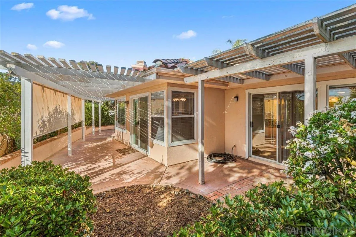 Photo #42: 2601019 Listing: Photo #42