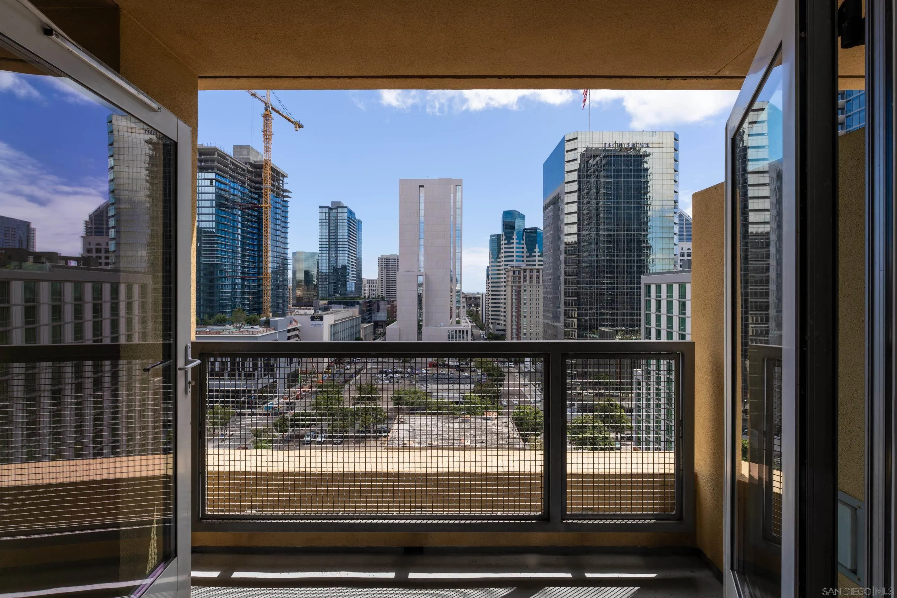 https://cdn.realtyfeed.com/cdn/127/2601020/2259b319c40f0d91108d26b8d2681cdf.webp