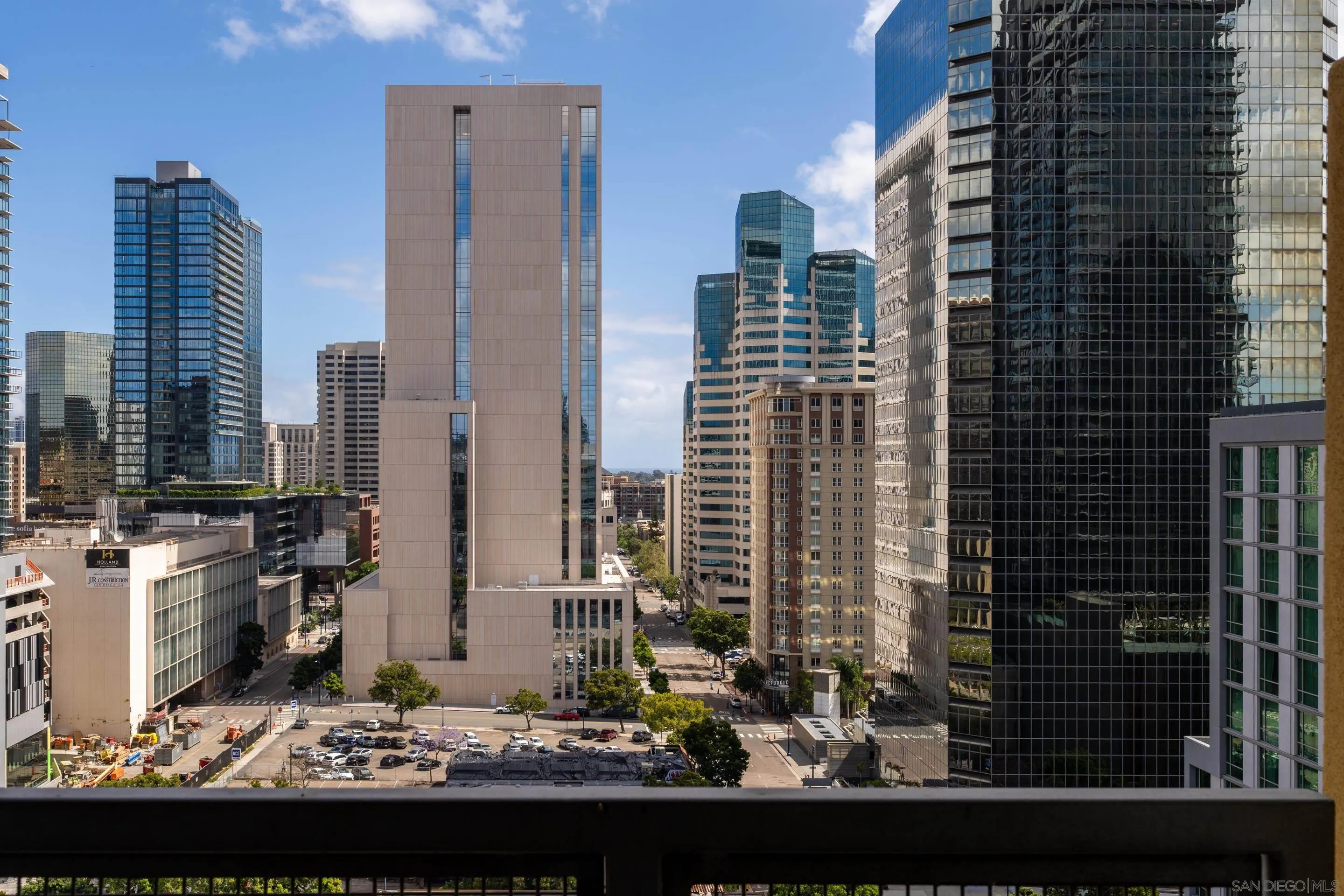 https://cdn.realtyfeed.com/cdn/127/2601020/9c96b5fb6fc6401ecdc478506f902608.webp