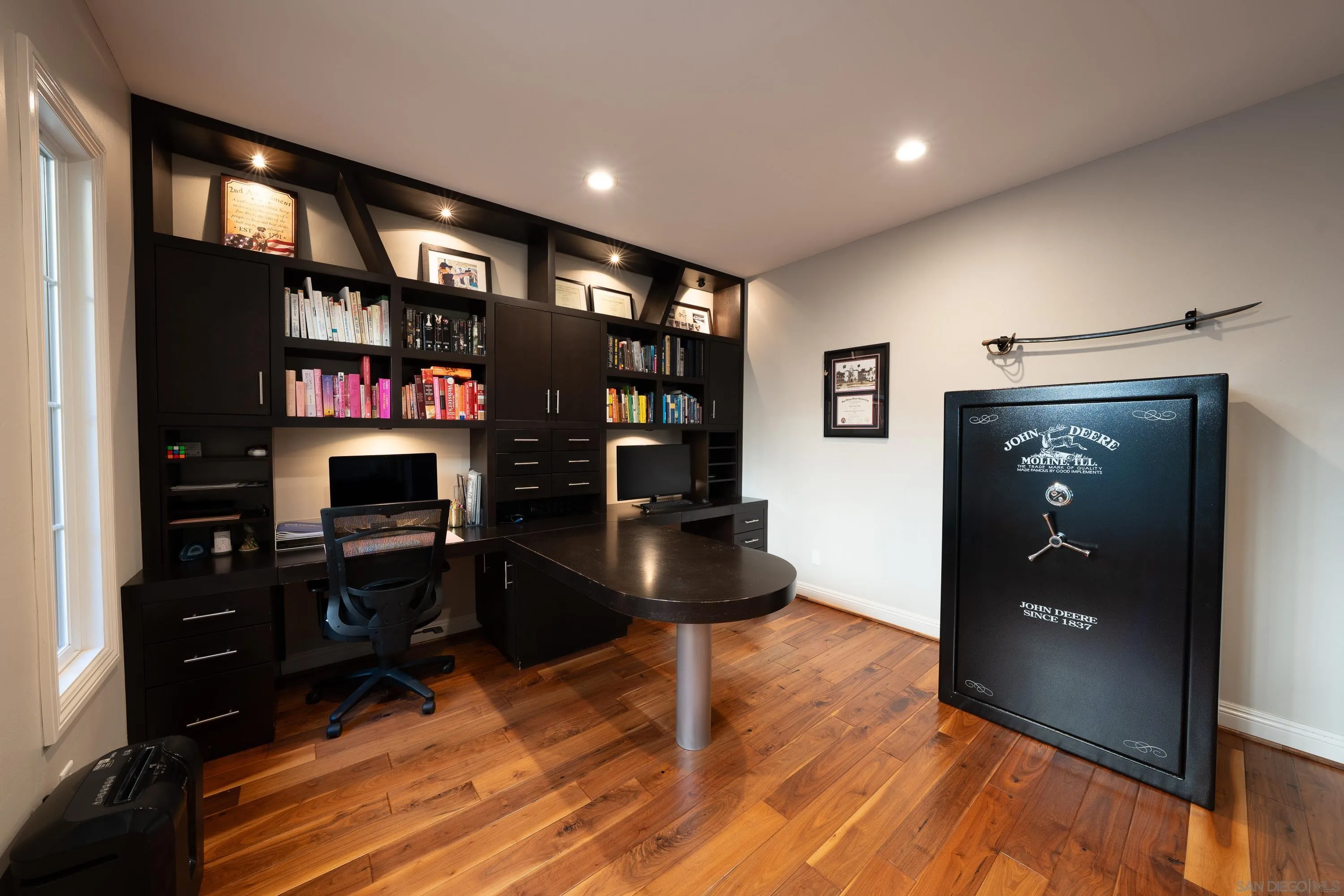 https://cdn.realtyfeed.com/cdn/127/2601024/553c018387497852c877634d126d2448.webp