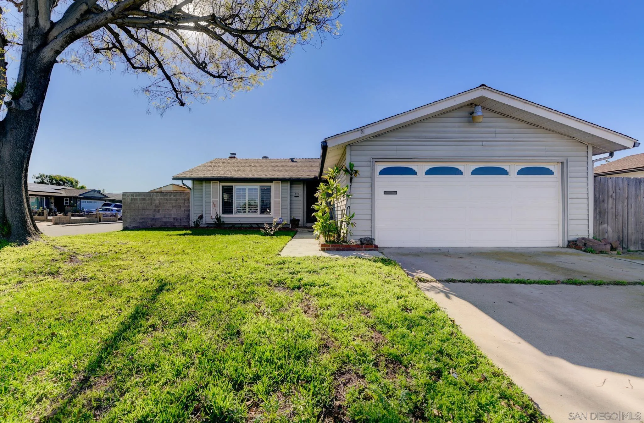 https://cdn.realtyfeed.com/cdn/127/2601025/26a1a253f92c65633244ef2c50144669.webp