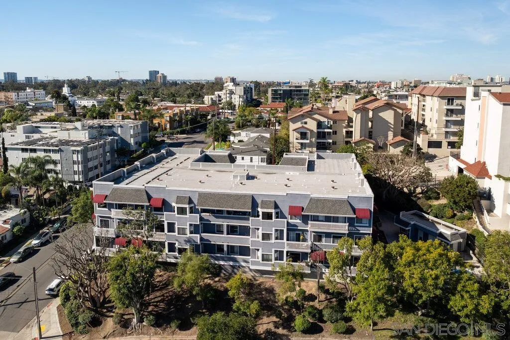 Photo #25: 2601040 Listing: Photo #25