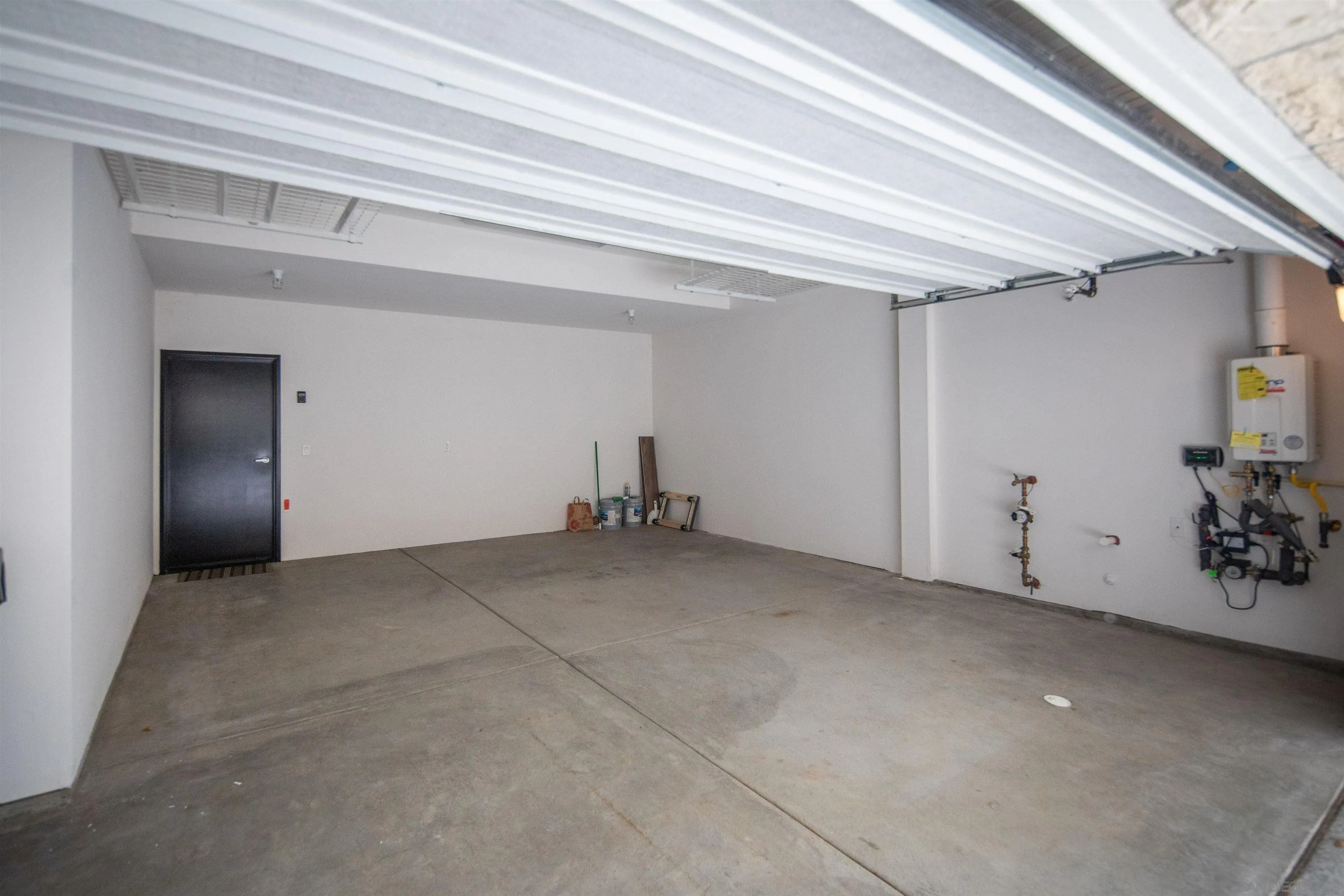 Photo #28: 2601044 Listing: Photo #28