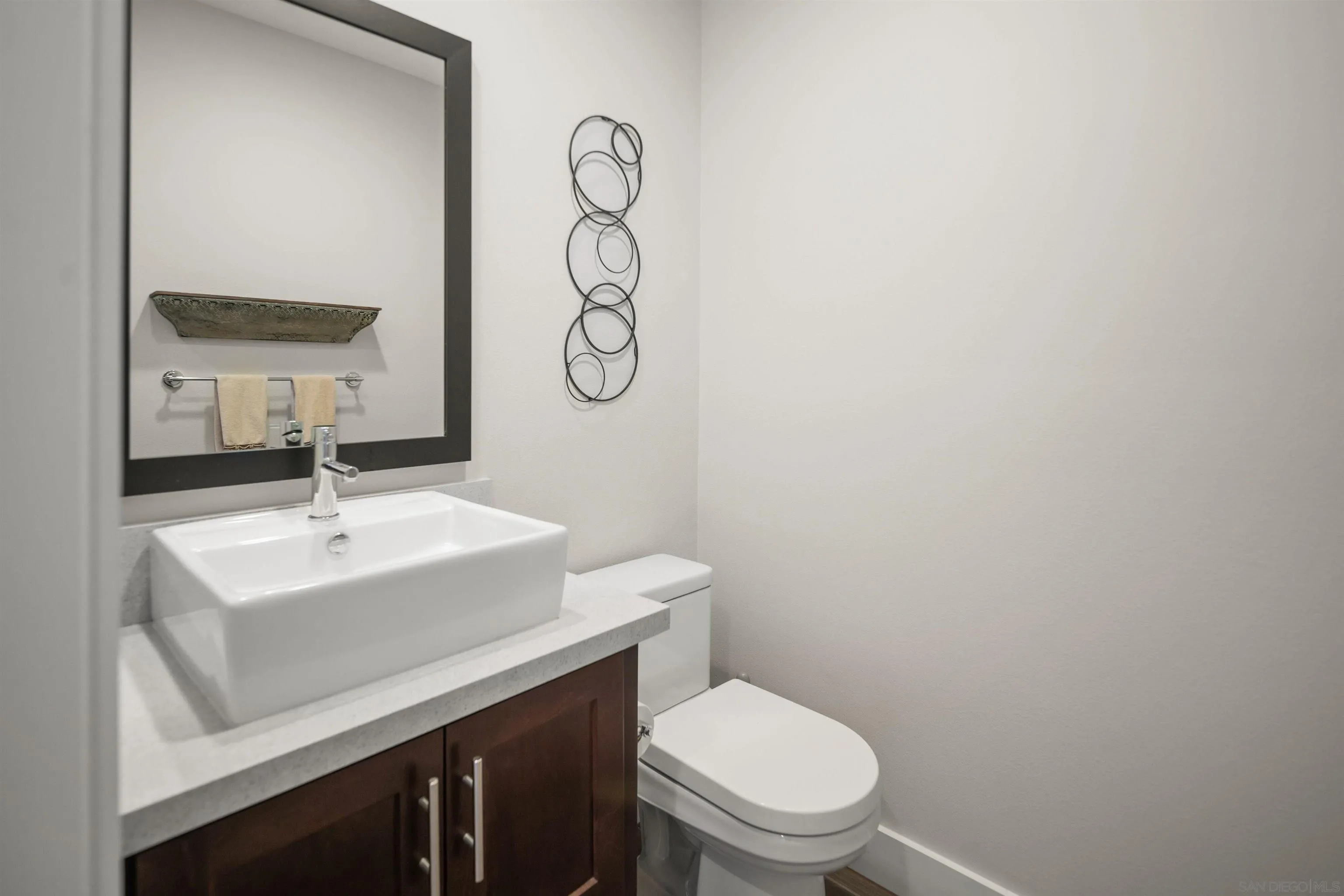 Photo #14: 2601044 Listing: Photo #14