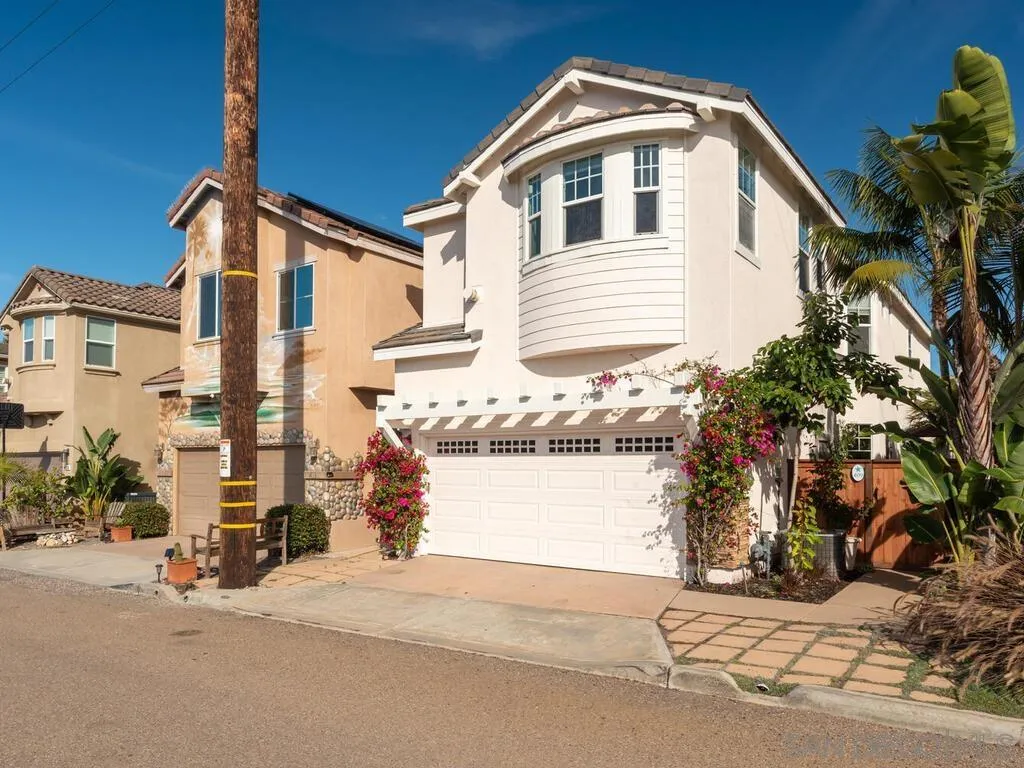 https://cdn.realtyfeed.com/cdn/127/2601051/63a5c1a5e39f7362d52e3d51e979c2b6.webp