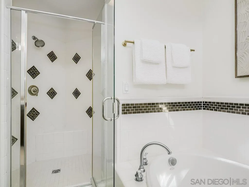 https://cdn.realtyfeed.com/cdn/127/2601051/84b661af33b21ba832877cdd8404e1f5.webp
