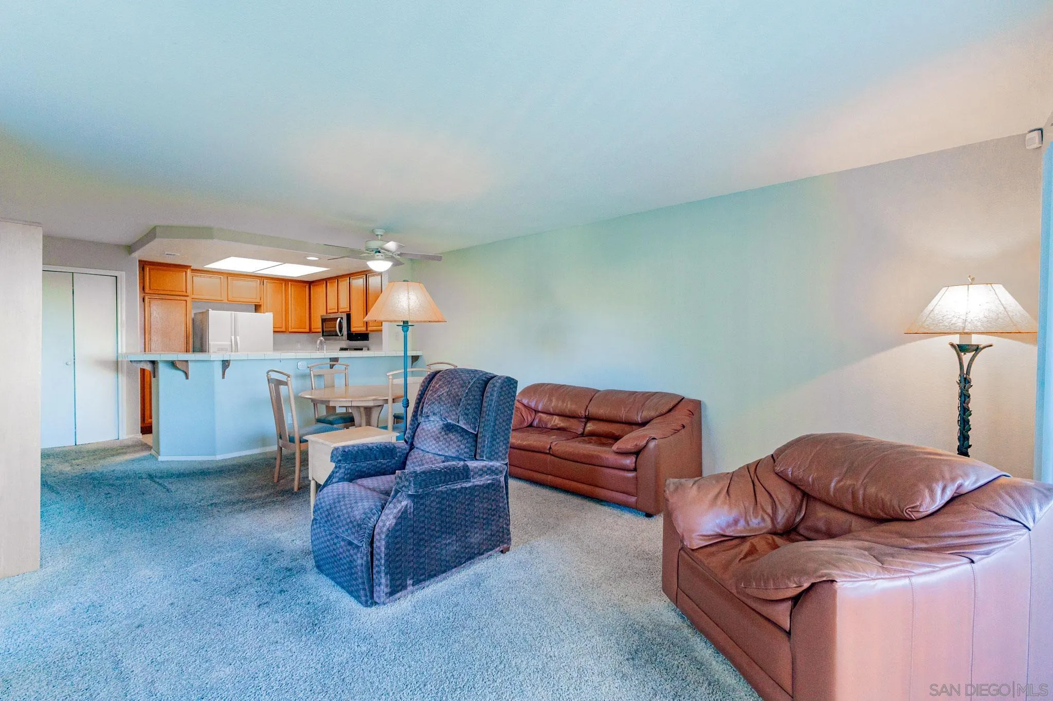 https://cdn.realtyfeed.com/cdn/127/2601052/014931c0f0e65c7bec989ef421983d8e.webp