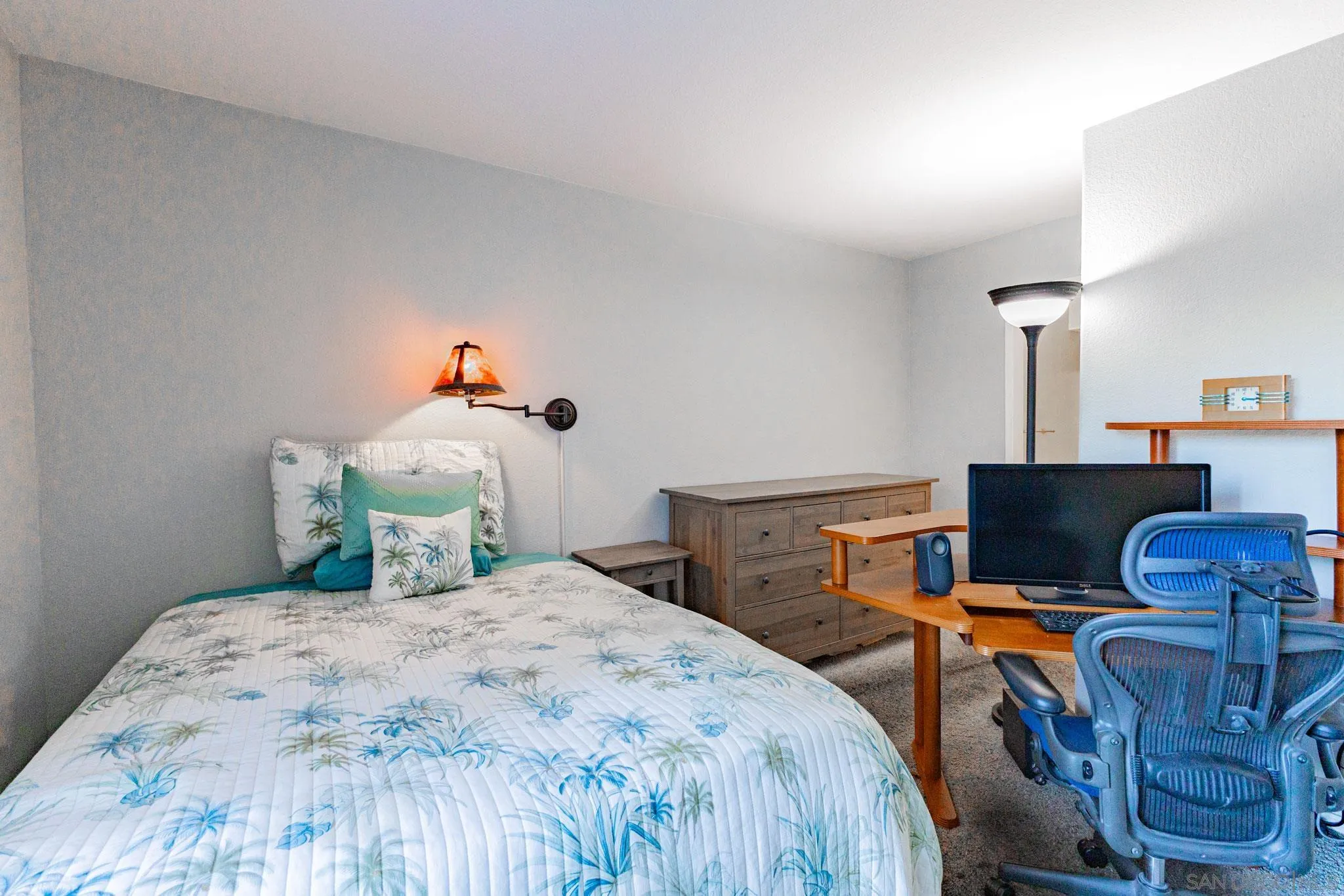 https://cdn.realtyfeed.com/cdn/127/2601052/a7a7ce37c9f75e6f31748f317cb1ad86.webp