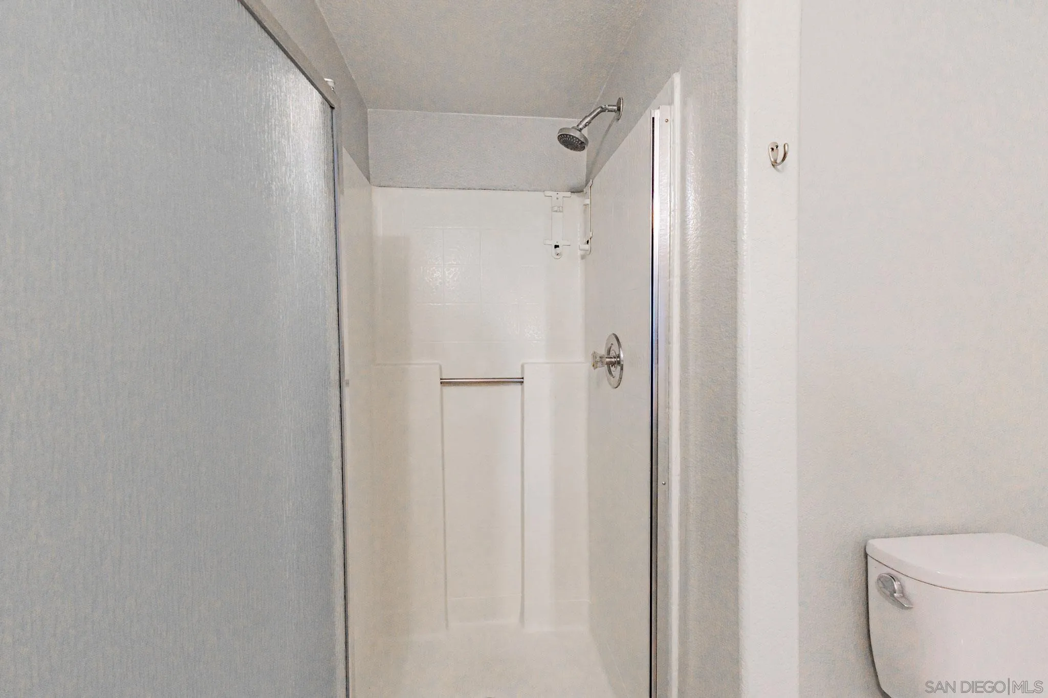 https://cdn.realtyfeed.com/cdn/127/2601052/a8975eceb3f00e35028423c9ddd00476.webp