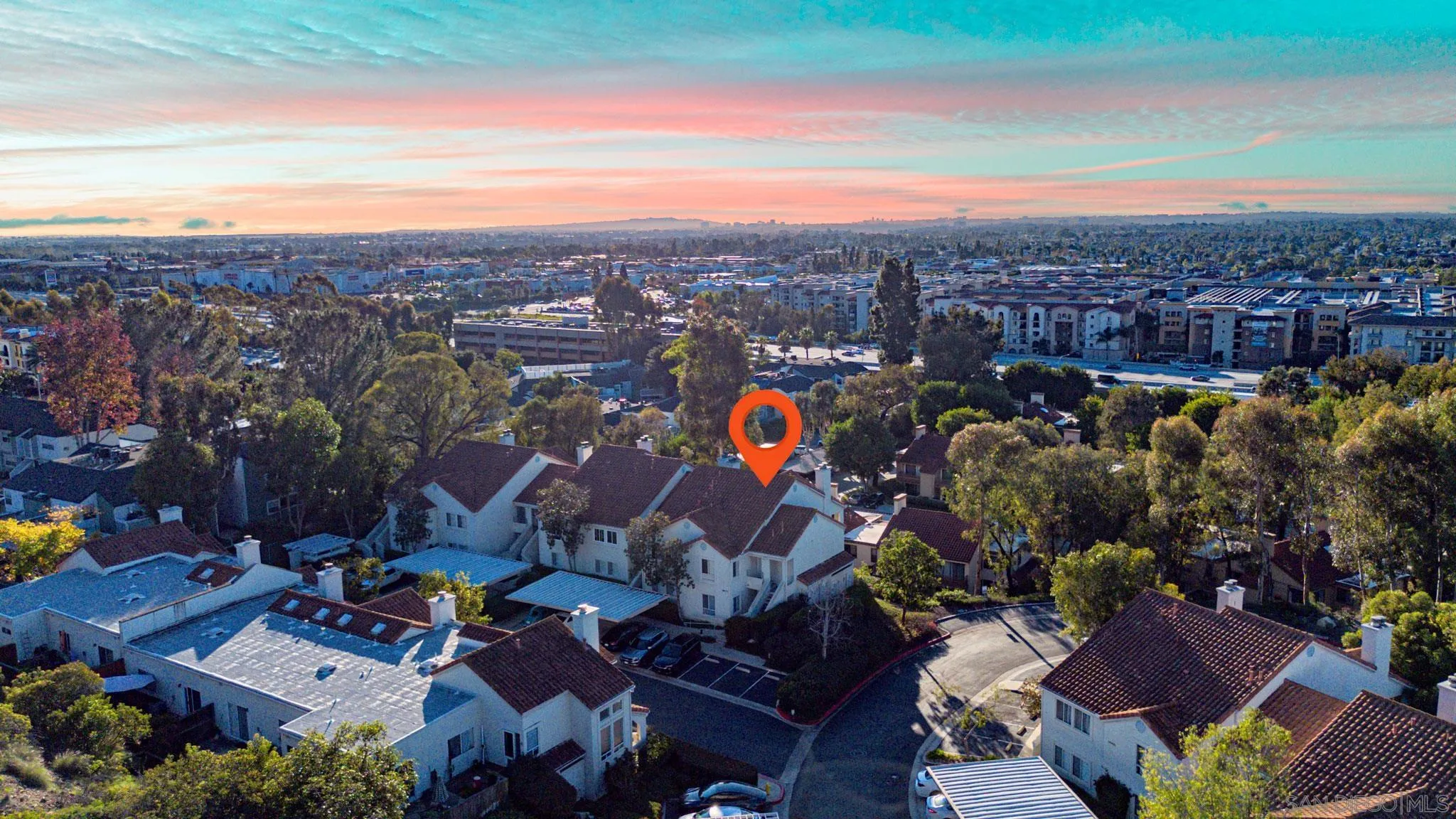 https://cdn.realtyfeed.com/cdn/127/2601052/bd71efea7b40f7738a6d25c723b9c70c.webp