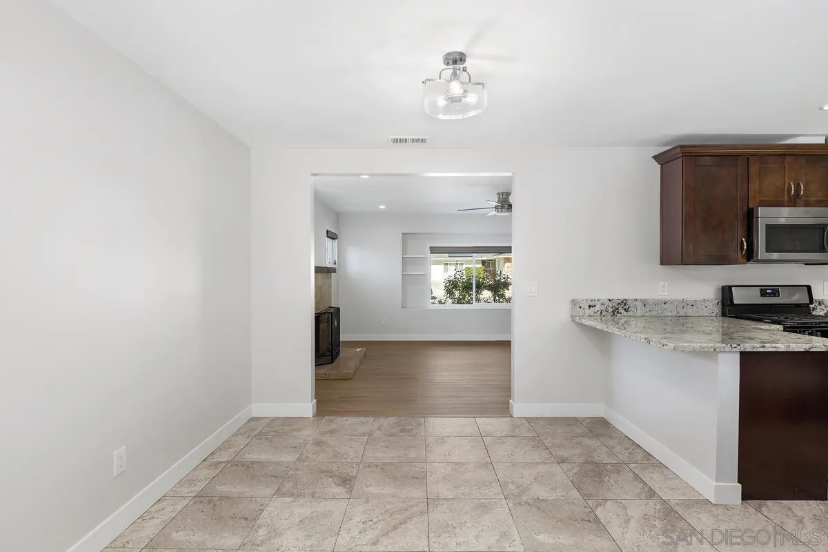 https://cdn.realtyfeed.com/cdn/127/2601060/e71325a18457c38c13f3fec3ba4726a5.webp