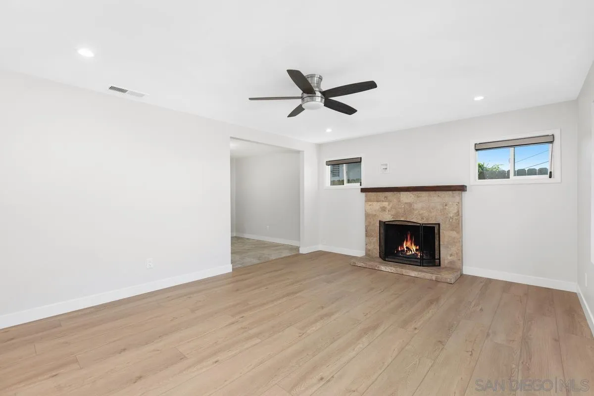 https://cdn.realtyfeed.com/cdn/127/2601060/f979baa50f9a1336c1539cb5ac646900.webp