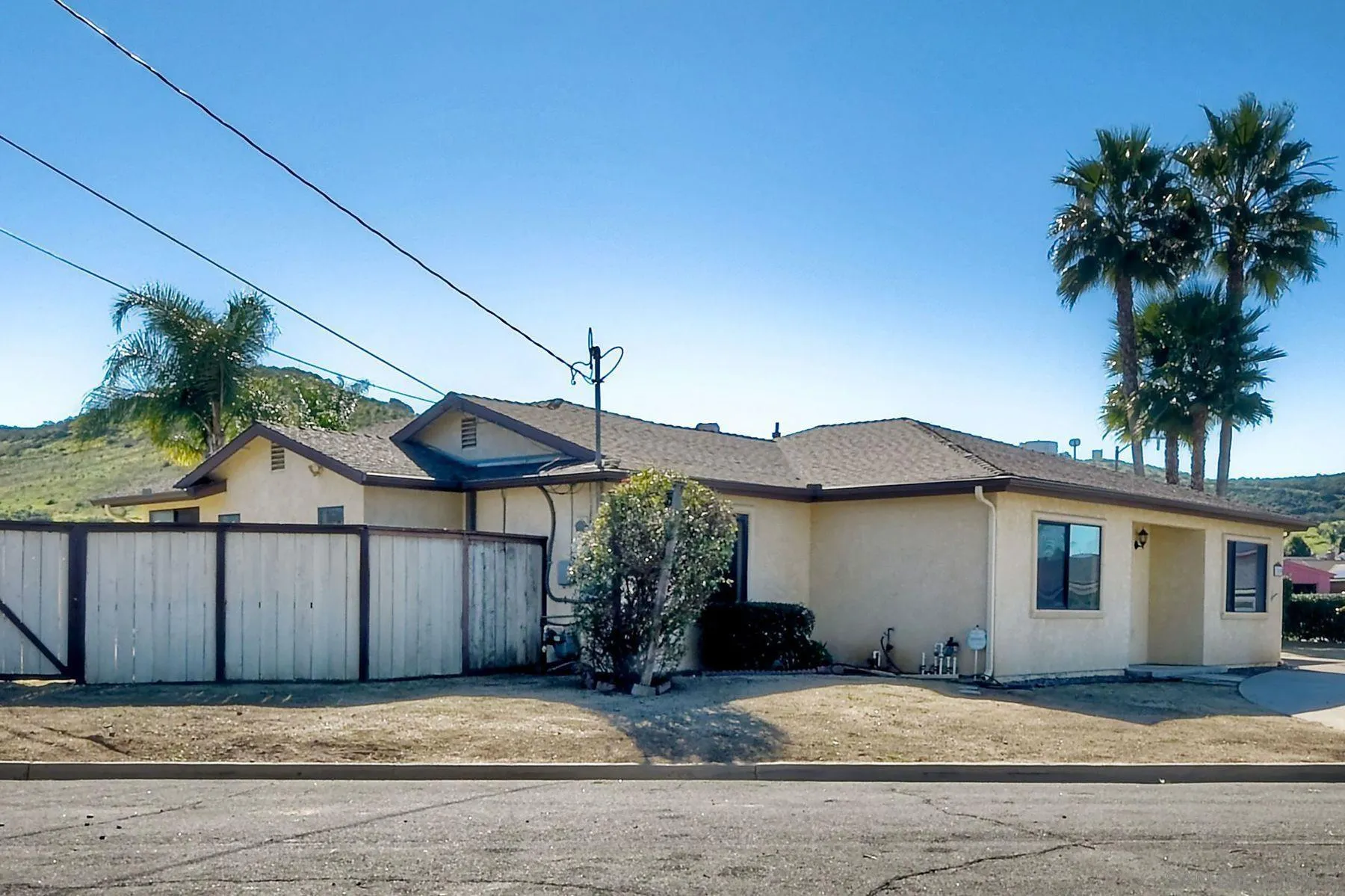 https://cdn.realtyfeed.com/cdn/127/2601061/19658dcaf094d5e49100831a658a60a1.webp