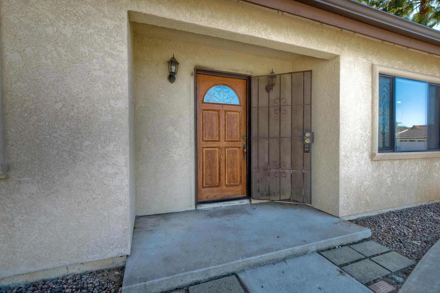 https://cdn.realtyfeed.com/cdn/127/2601061/879719d987295c49fad7d370a36897d6.webp