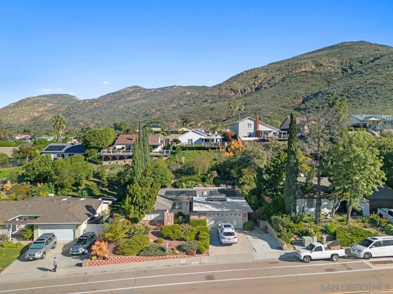 https://cdn.realtyfeed.com/cdn/127/2601063/50d11a3c009c9d24c8f62d7c0208a0c5.webp