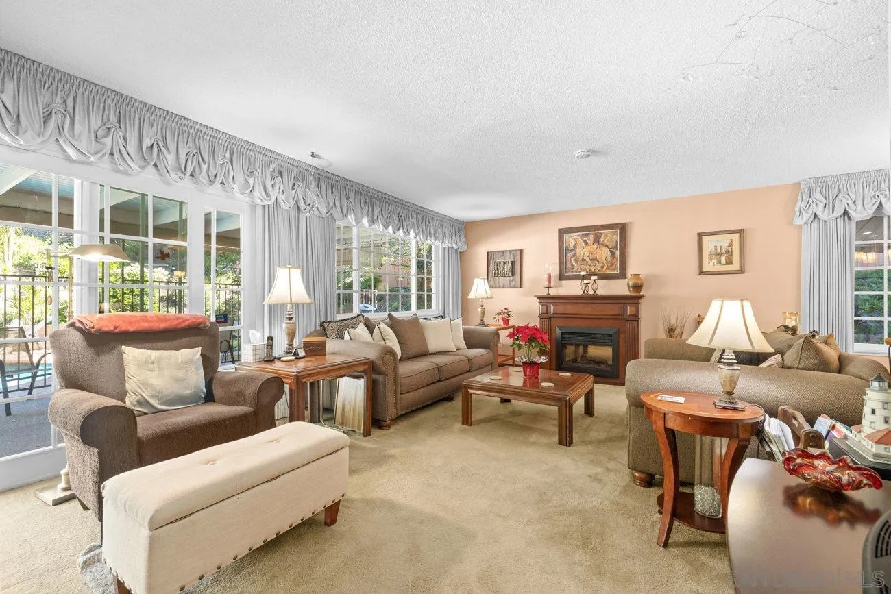 https://cdn.realtyfeed.com/cdn/127/2601063/9959d7bfb167886995456c641973f8b9.webp