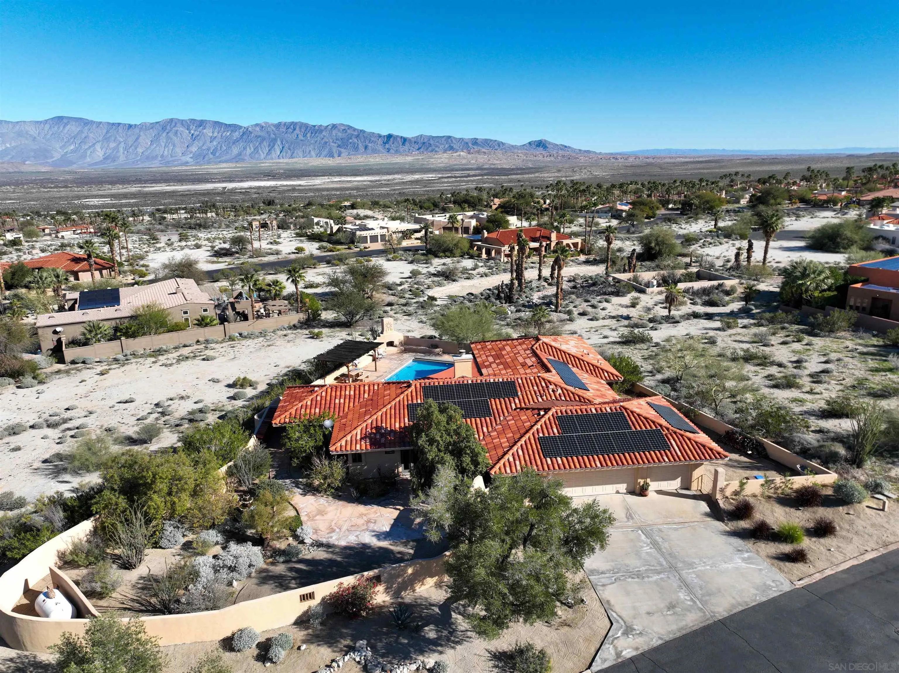 https://cdn.realtyfeed.com/cdn/127/2601064/55a10d03daf893172d908571021590b0.webp